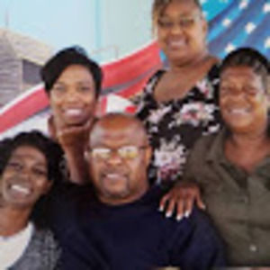 Meet your Posher, Lee angus